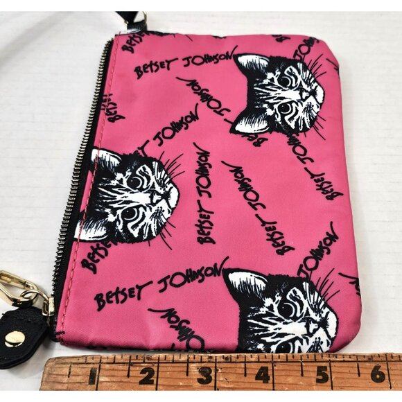 Betsey Johnson Pink Cat Print Wristlet Purse With Zippered Closure & Black Strap - Picture 3 of 5